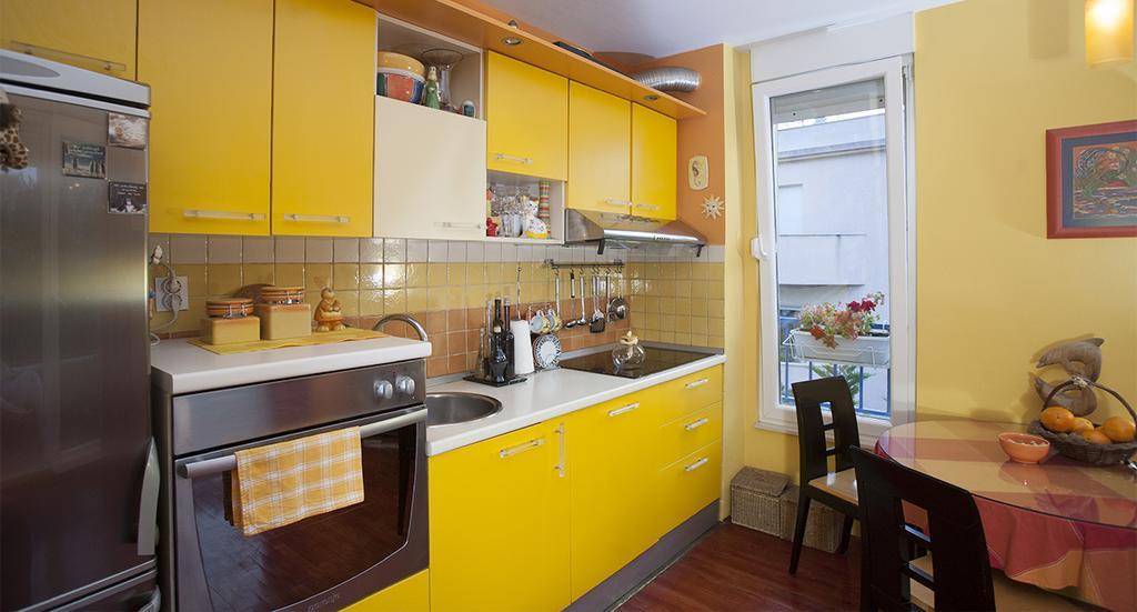 Apartment Sunny Yellow - With Balcony And Parking Place, Split Rom bilde